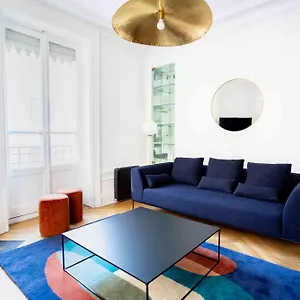 dify-rue-pasteur-quai-du-rhone.hotels-rhonealpes.com/