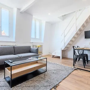 Appartement Duplex 2 Bedrooms 2 Bath, Lille