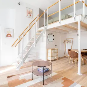 Appartement Bel Cosy Avec Mezzanine, Lille
