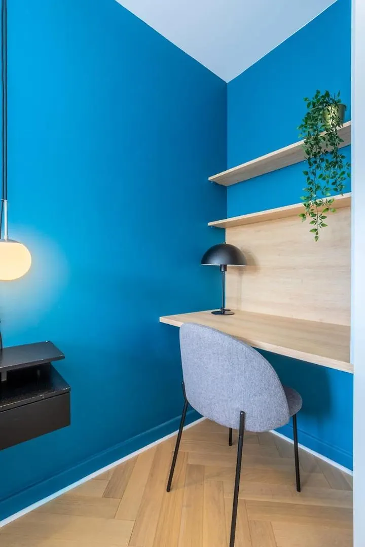 Large 130 M² 4-Bedroom Apartment Lille